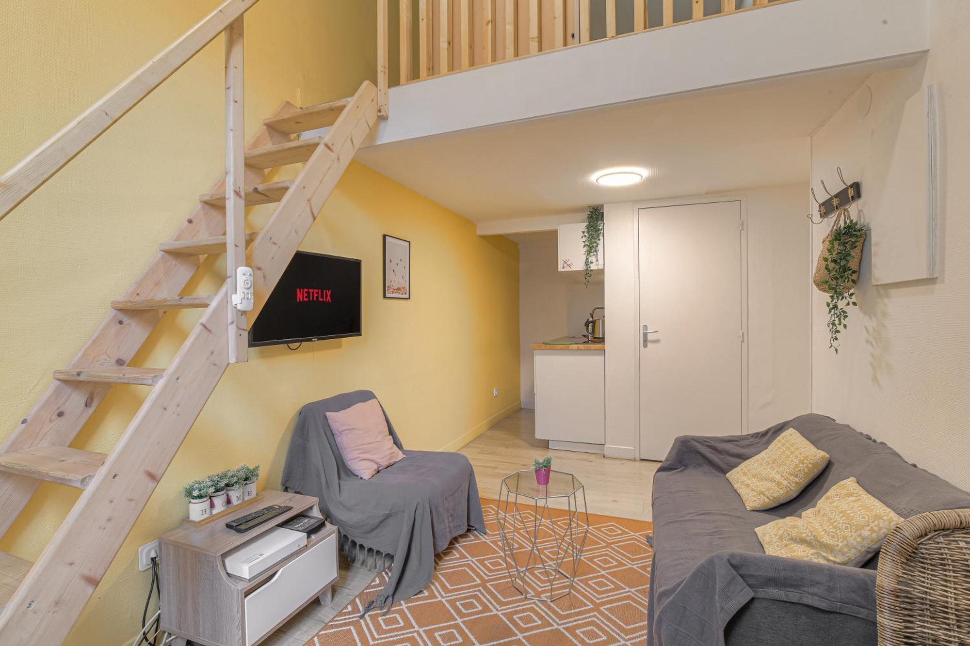 Duplex, Boheme Et Fonctionnel Proche Gratte-Ciel Διαμέρισμα Βιλερμπάν Εξωτερικό φωτογραφία