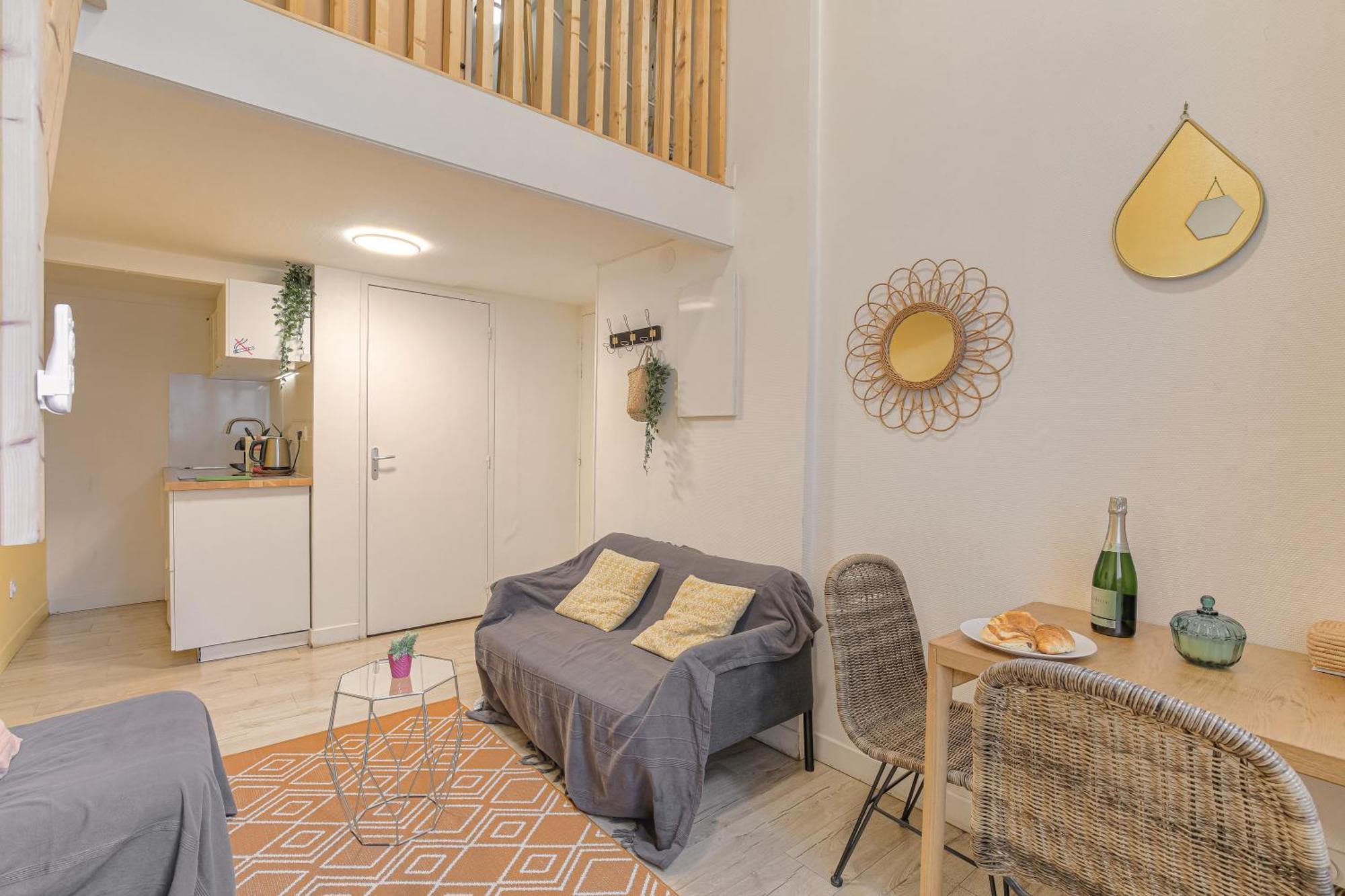 Duplex, Boheme Et Fonctionnel Proche Gratte-Ciel Διαμέρισμα Βιλερμπάν Εξωτερικό φωτογραφία