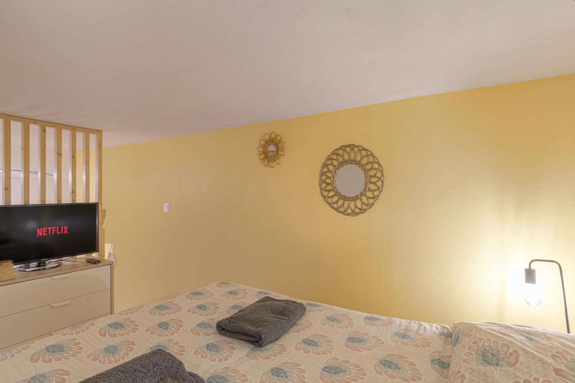 Duplex, Boheme Et Fonctionnel Proche Gratte-Ciel Διαμέρισμα Βιλερμπάν Εξωτερικό φωτογραφία