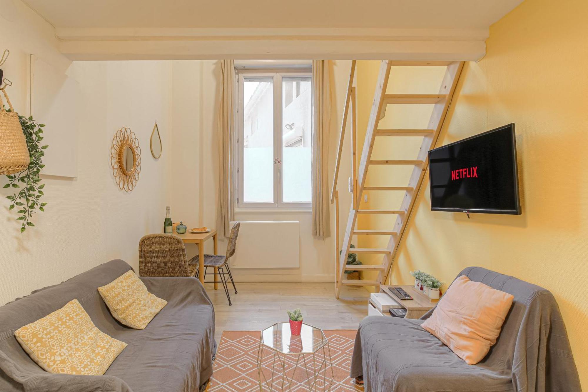 Duplex, Boheme Et Fonctionnel Proche Gratte-Ciel Διαμέρισμα Βιλερμπάν Εξωτερικό φωτογραφία